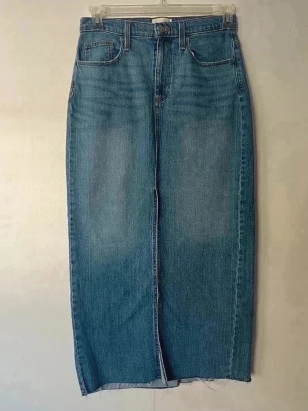 Universal Thread Women’s Y2K medium wash blue denim maxi skirt, size 6